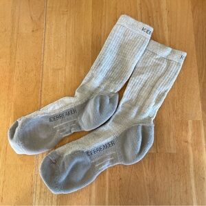 Icebreaker women’s crewe hike socks